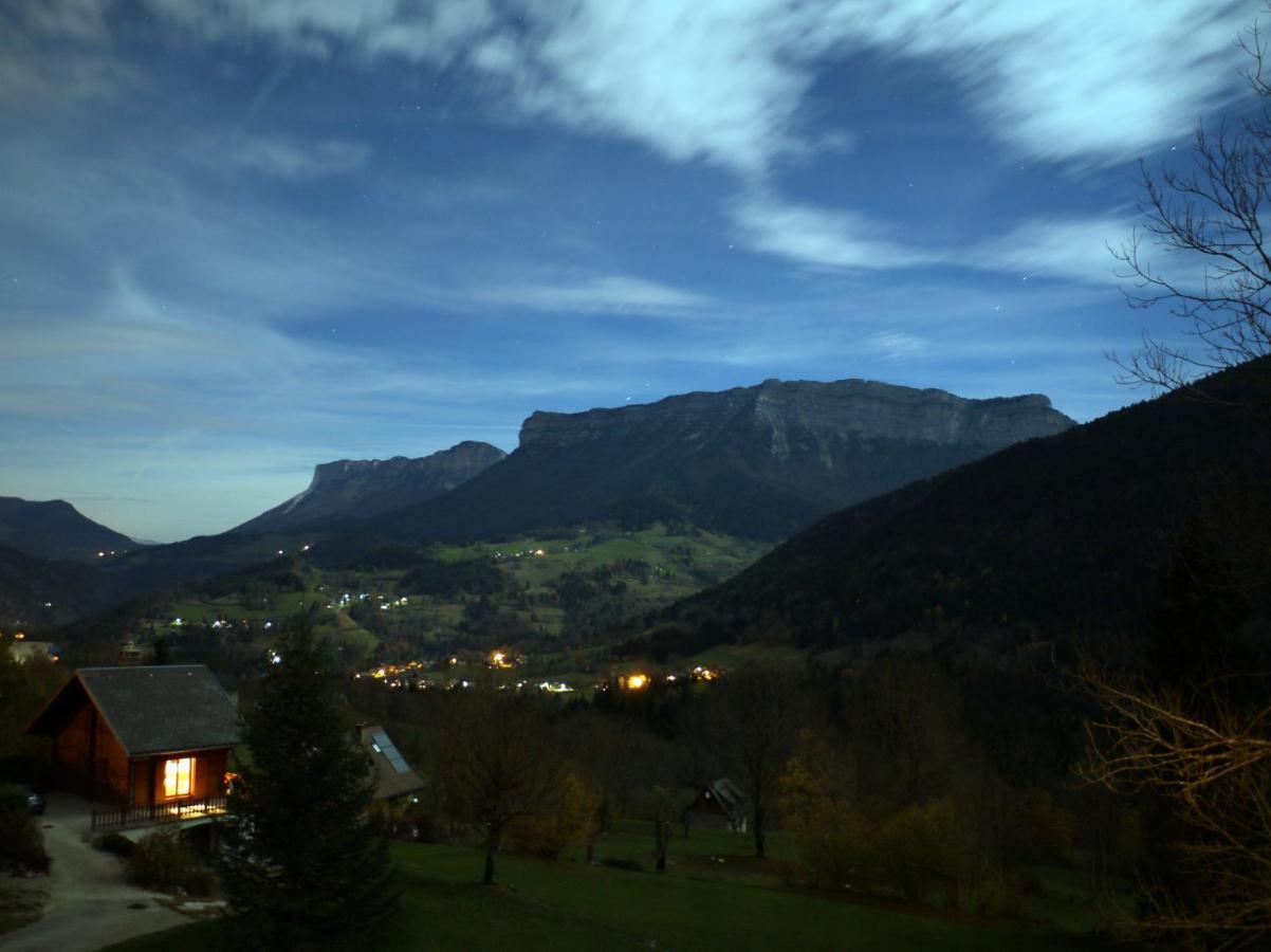 Вилла Le Frenola Saint-Pierre-d'Entremont  Экстерьер фото