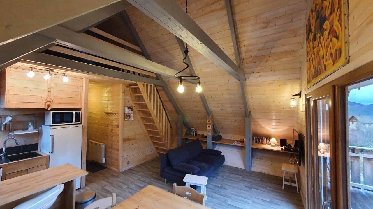 Вилла Le Frenola Saint-Pierre-d'Entremont  Экстерьер фото